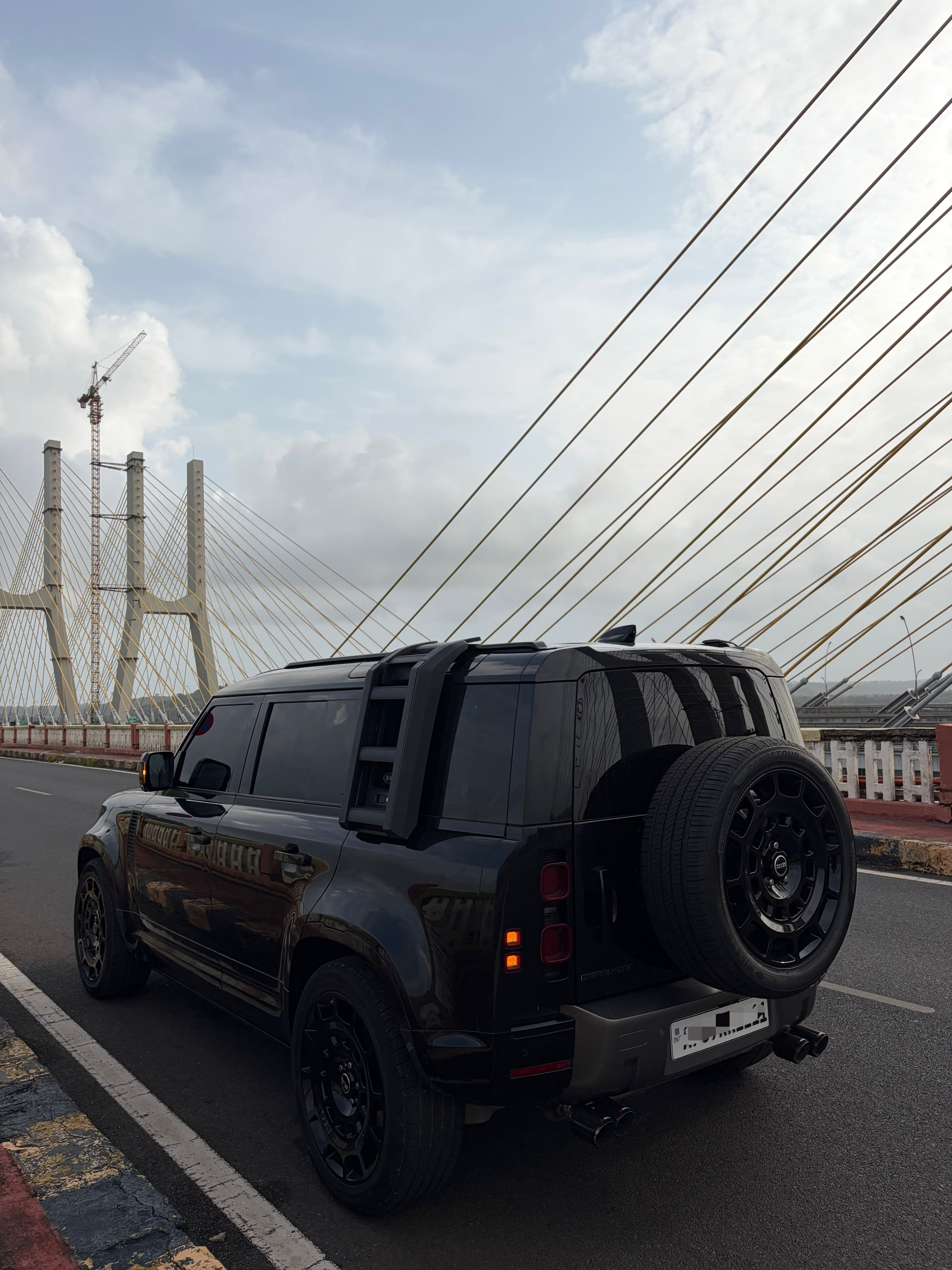 Range Rover Defender